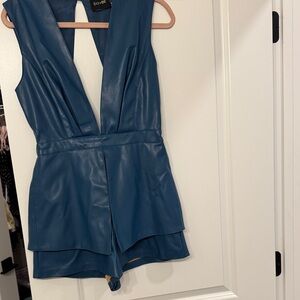 DO+BE Teal Faux Leather Outfit